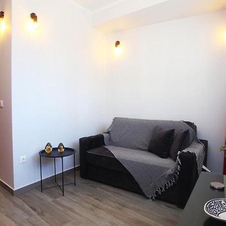 Intown Suite Lefkáda 外观 照片